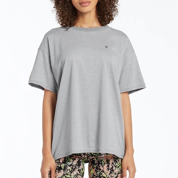 NWT Volcom Stone Tech Short Sleeve Oversized Tee in Heather Grey - Picture 3 of 9